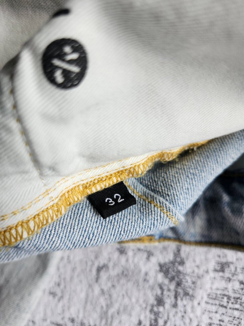 Purple Brand Sz 32 Light Wash Baby Blue Light Indigo Lux Denim Button Fly Jeans - Picture 7 of 14